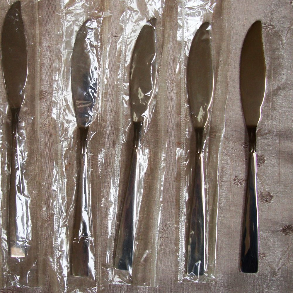 Oneida ACCENT SET OF 2 Master Butter Knife